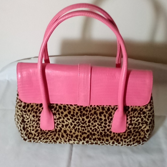 Citrus handbag 10.5"wide and 7" tall not including handles. Bright pink/leopard - Picture 2 of 8